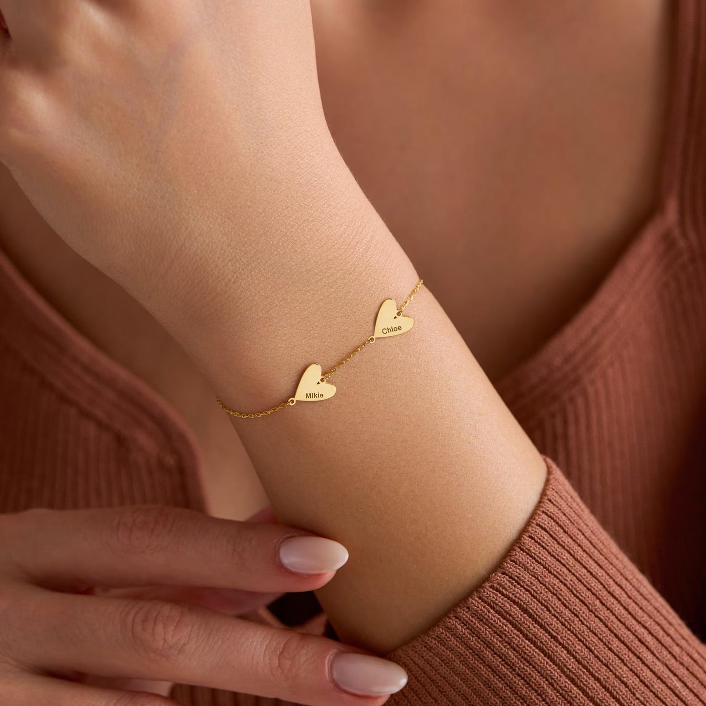 Pulsera personalizada con corazón grabado