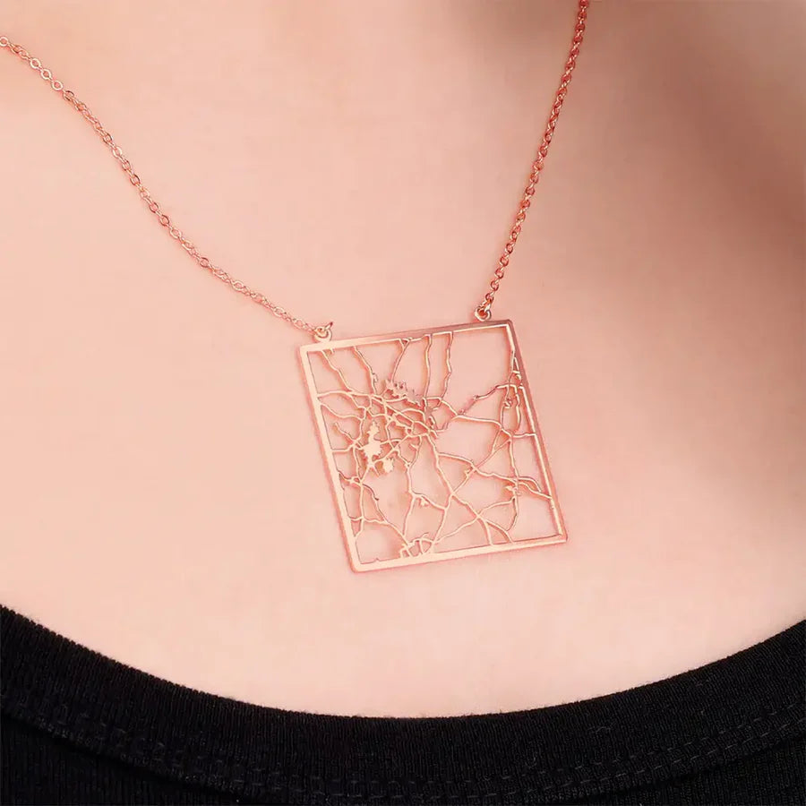 Collar personalizado con mapa