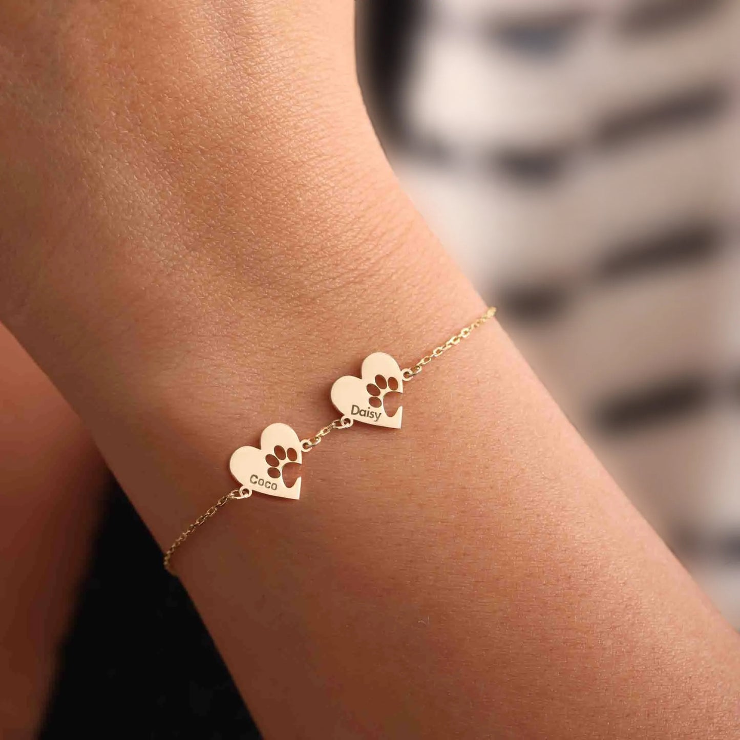 Pulsera personalizada con nombre y pata de corazón