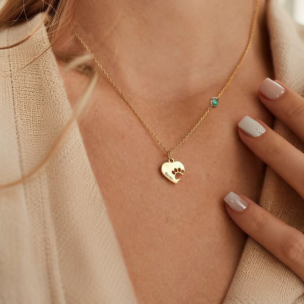 Collar personalizado con nombre y huella de corazón